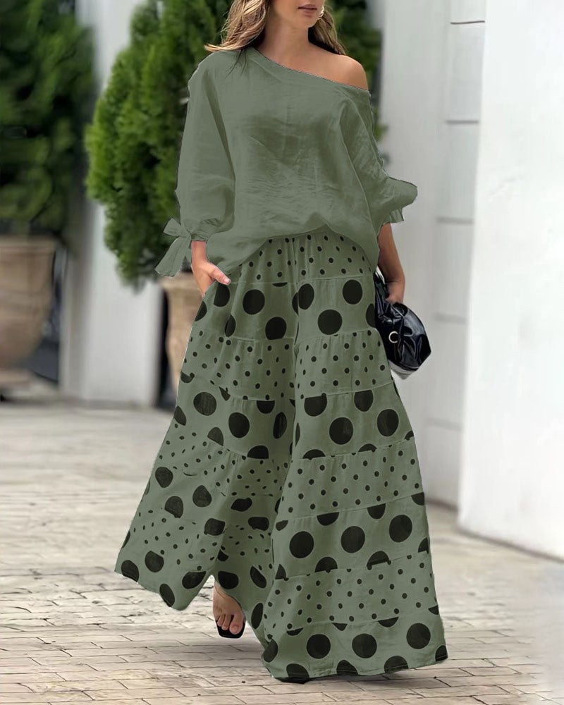 Ensemble haut Abby décontracté à épaules dénudées et pantalon imprimé