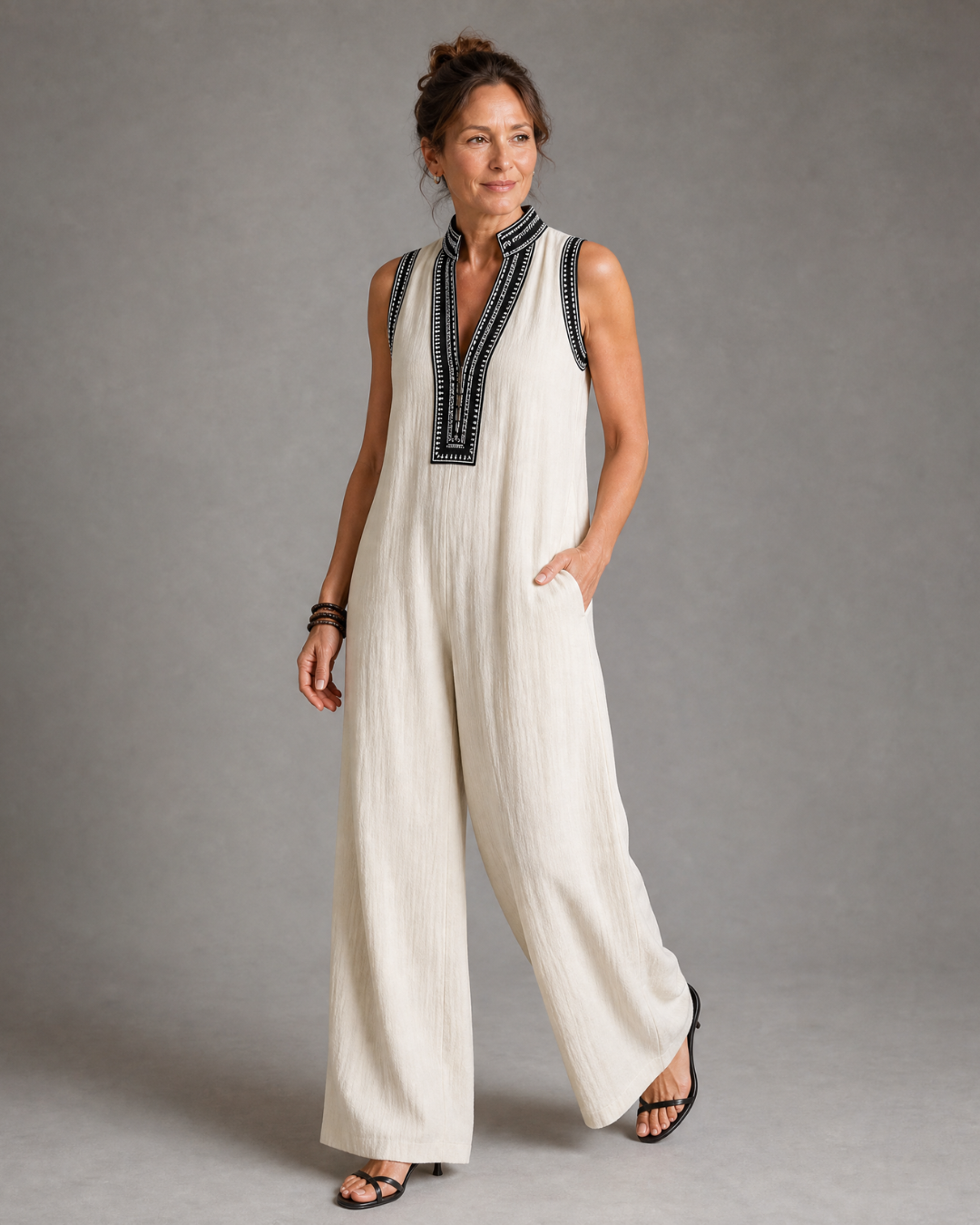 Velmira | Combinaison Pantalon Large Sans Manches Col V Brodé