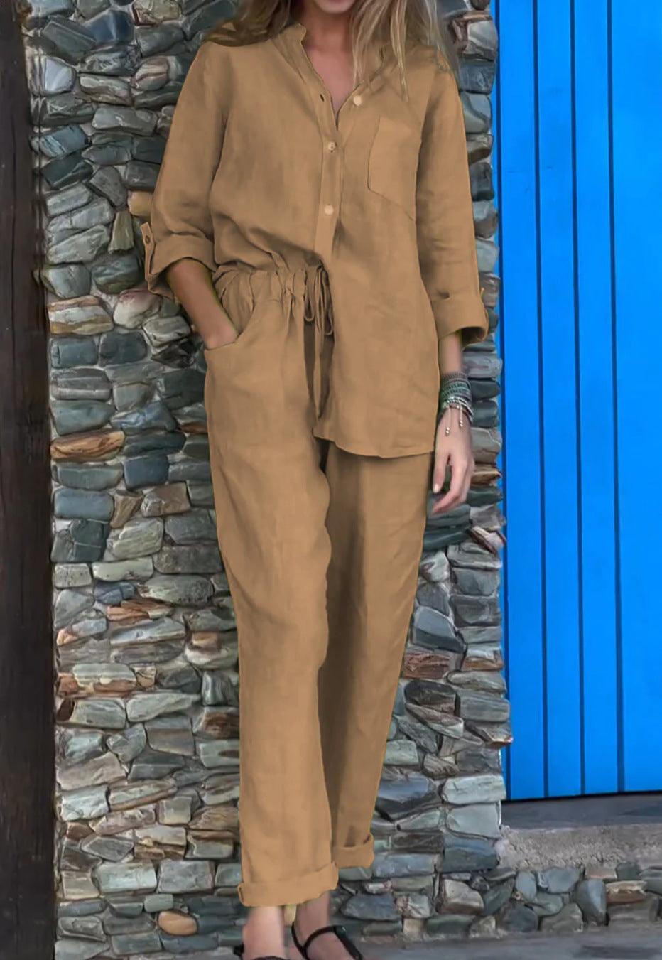 Ensemble chemise et pantalon Ivana à col en V
