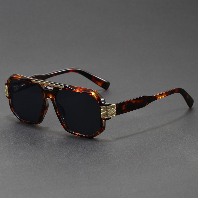 Lunettes de soleil souveraines