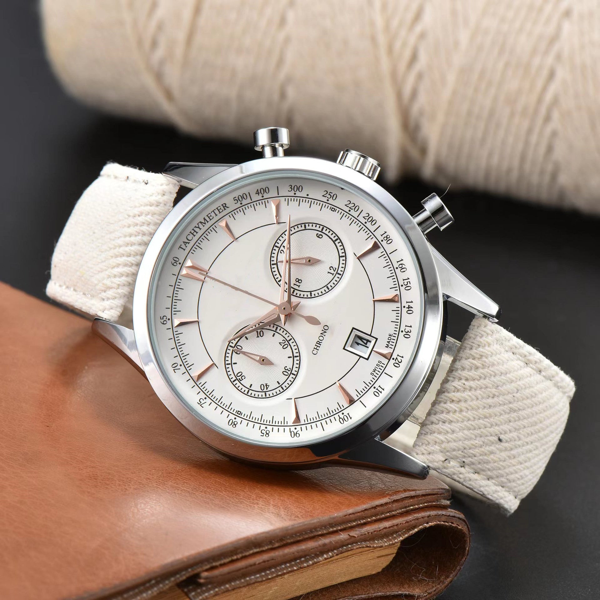 Montre chronographe Helios Classic