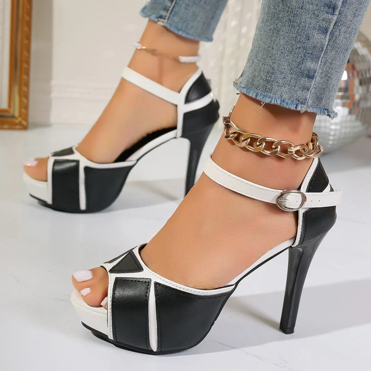TALONS ÉLÉGANTS