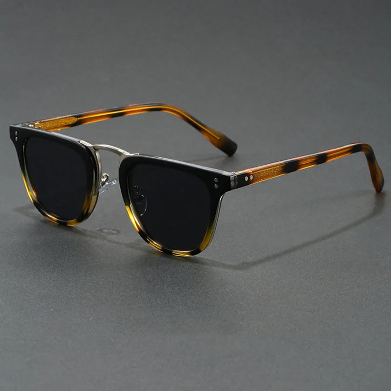 Lunettes de soleil Titan